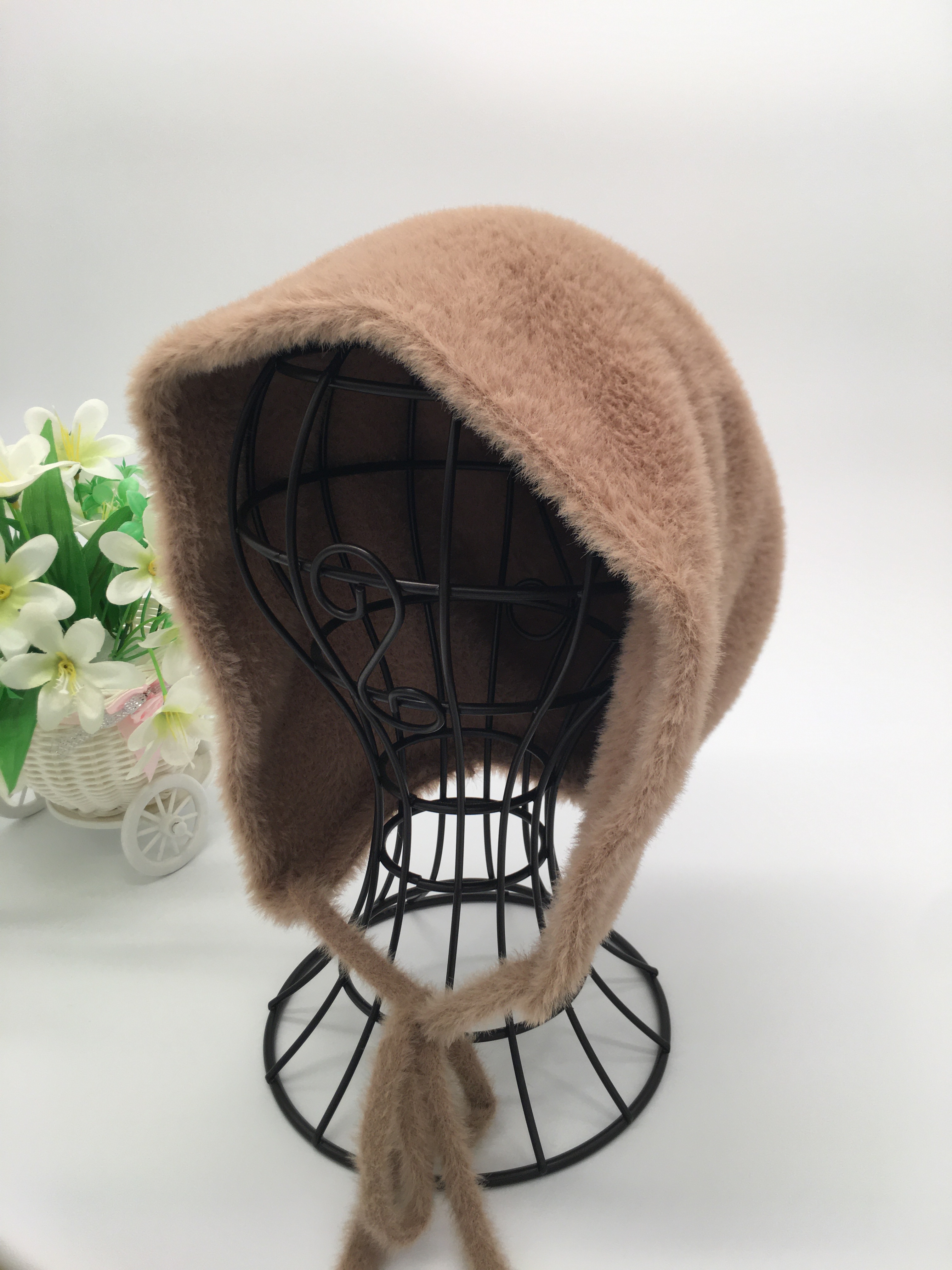 Korean-style lace-up faux mink wool autumn and winter warm hat, versatile for women, casual and cute, with a trendy headband and fleece ear-protecting hat Application Scenario