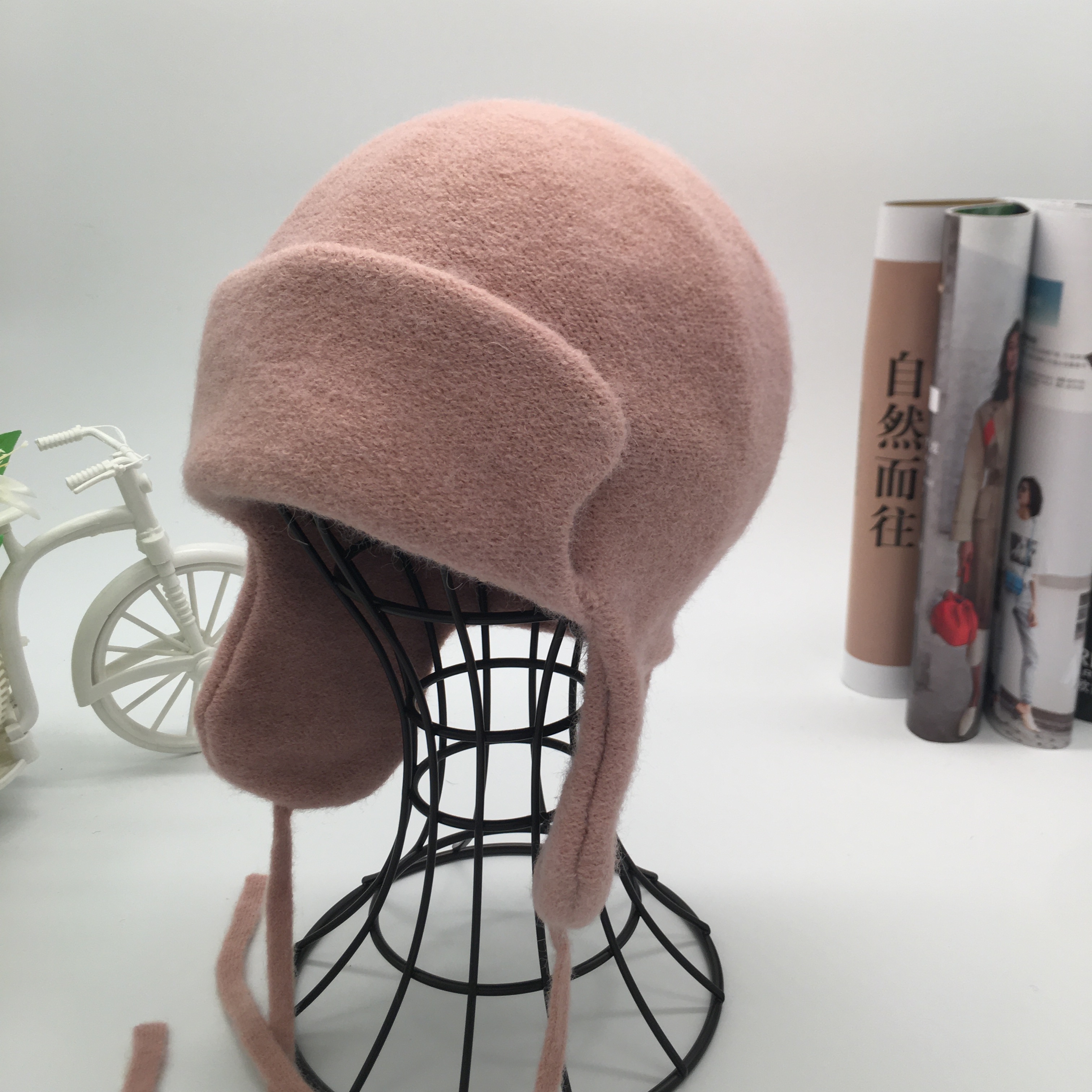 New Korean-style faux mink fur windward hats, women's ski caps for winter warmth and warmth, men's casual and versatile hats Item Picture