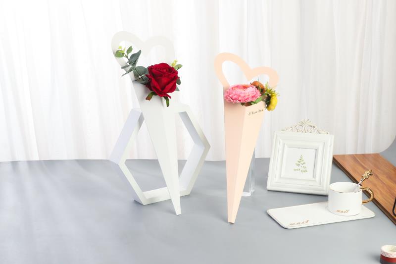 Love Single Flower gift box