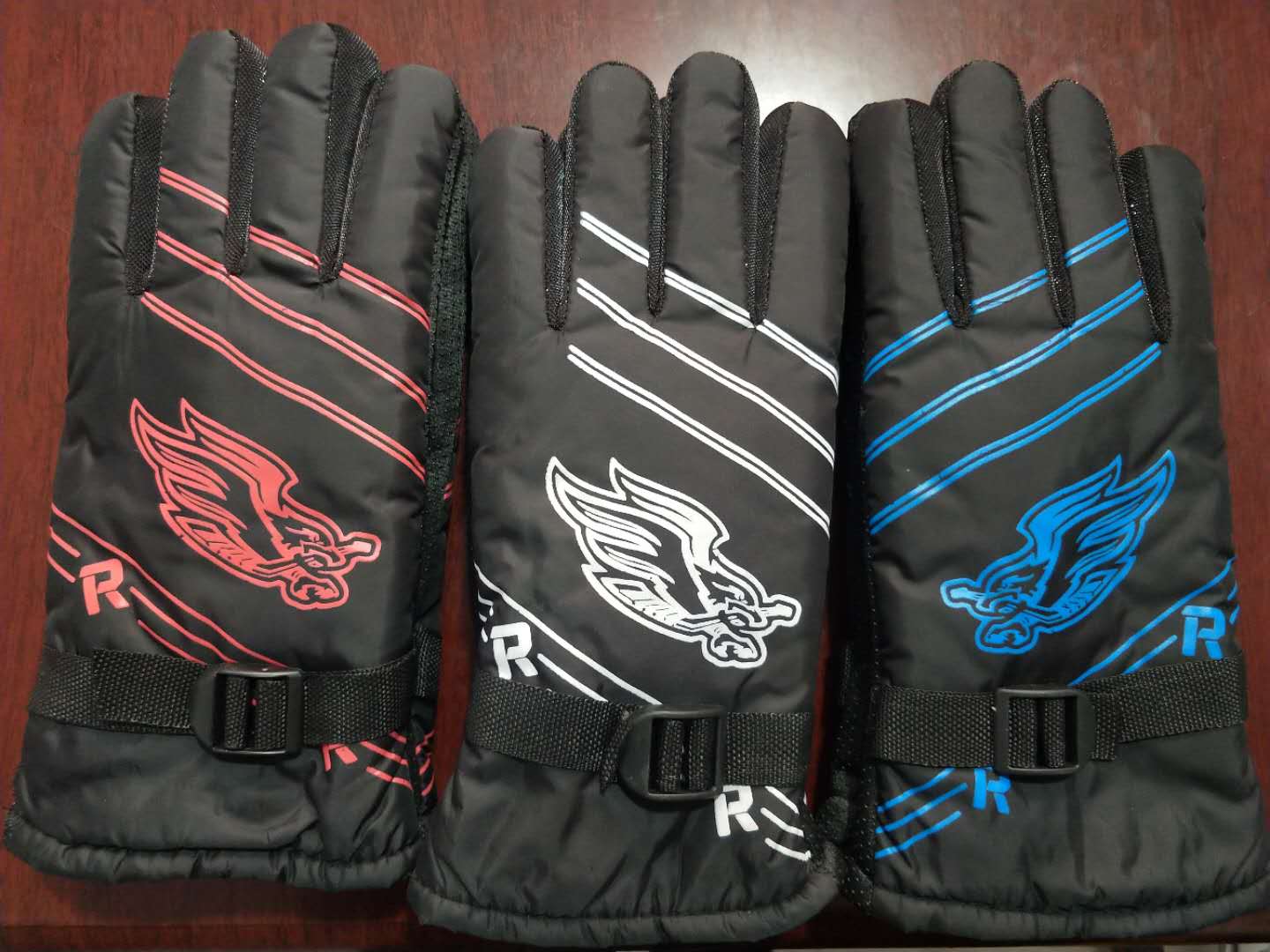 Cycling Gloves Warm Hands Explosive Fashion Durable Gloves Manufacturers Direct Sales Sets Style Variety Price Negotiable 178