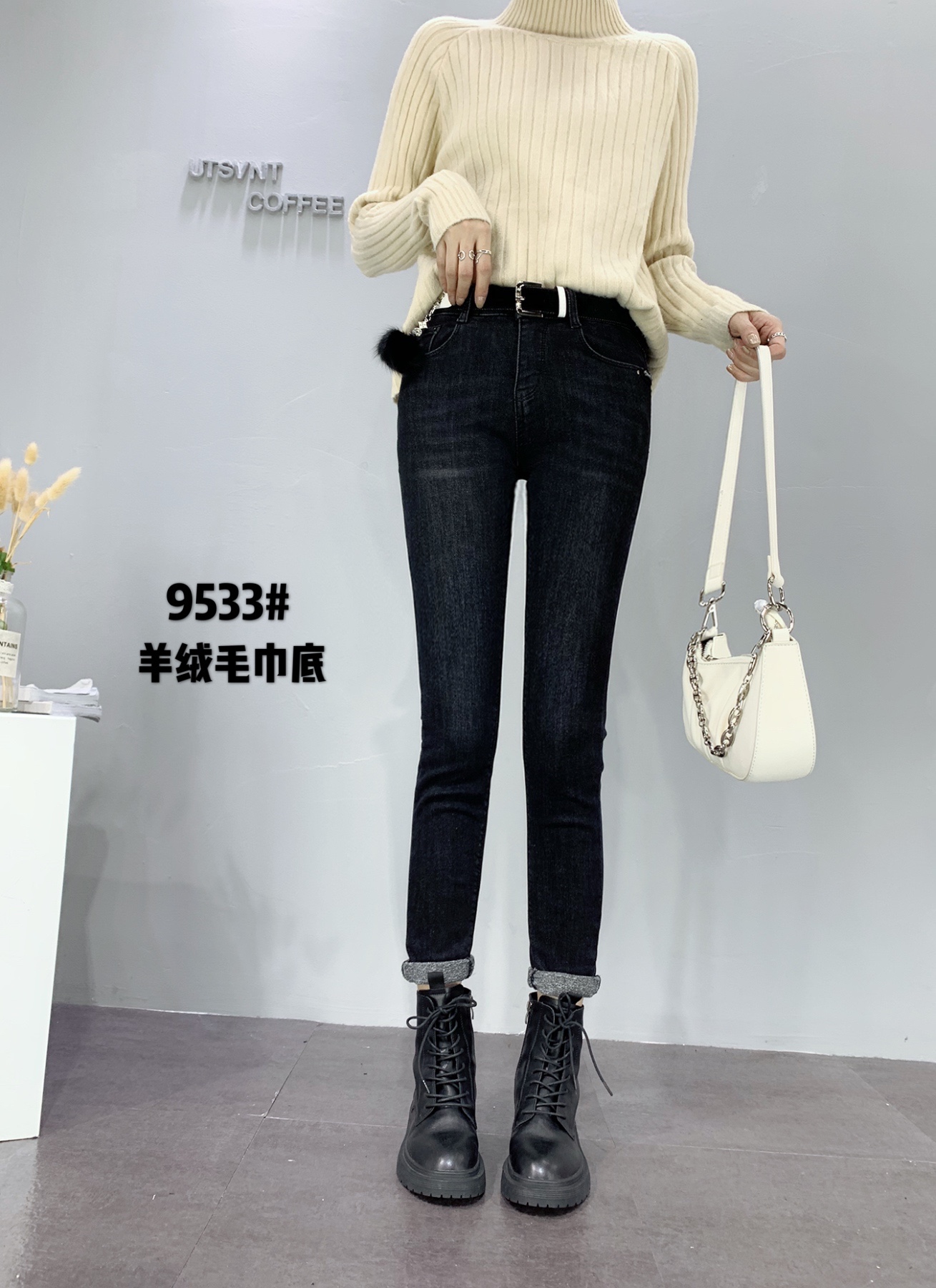 复合维生素牛仔产品图