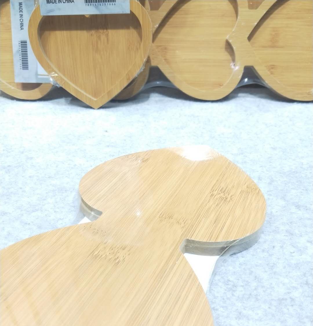 The 2020 new best-selling one-piece heart-shaped density board fruit platter, a simple and fashionable fruit platter from the European and American series Specification image