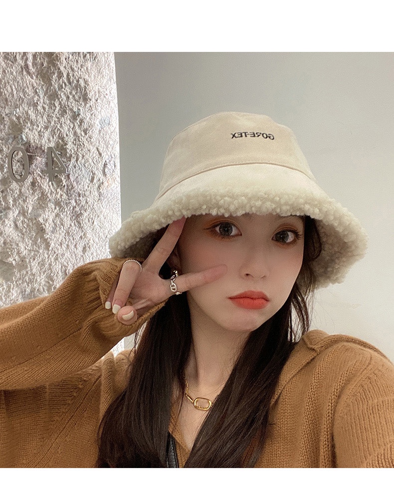 Korean trendy internet-famous sheepskin fisherman's hat, teddy plush sheepskin hat, children's autumn and winter Japanese-style fluffy basin hat, parent-child hat details Picture
