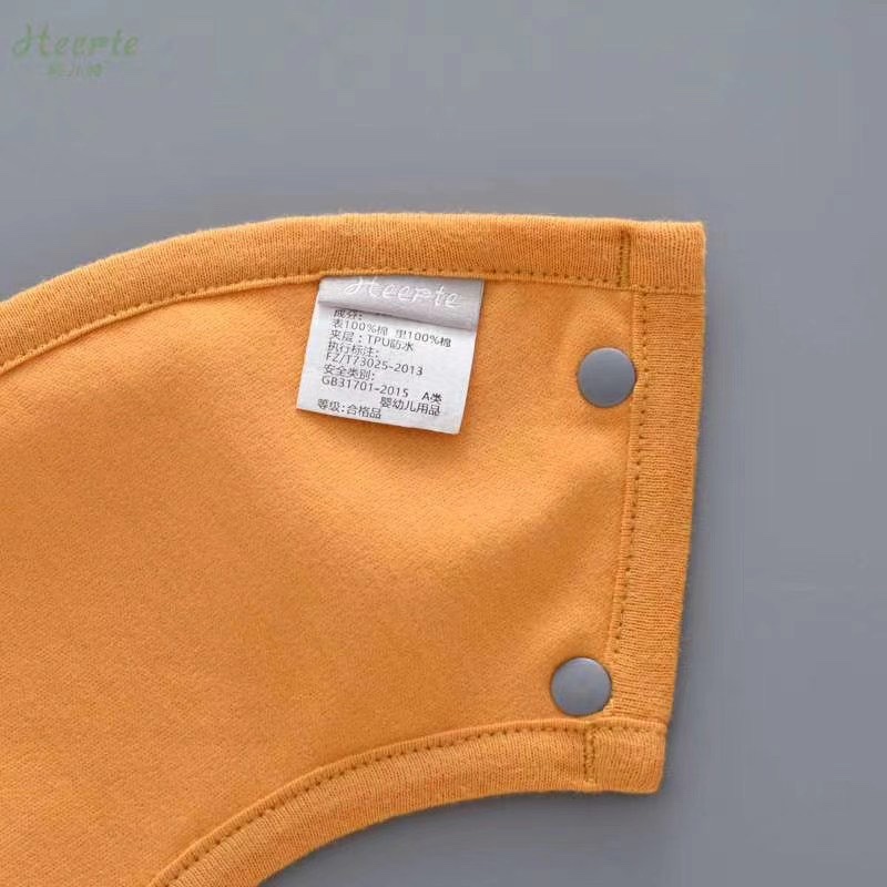 【 Waterproof Cotton Abstract Art Round Bib 】
The Original Pattern Of The Designer
Animals, Color Blocks, Technology As The Theme
Pure Cotton Cloth With Exquisite Embroidery Film Decoration
Light Colors Are Matched With Collisions undefined