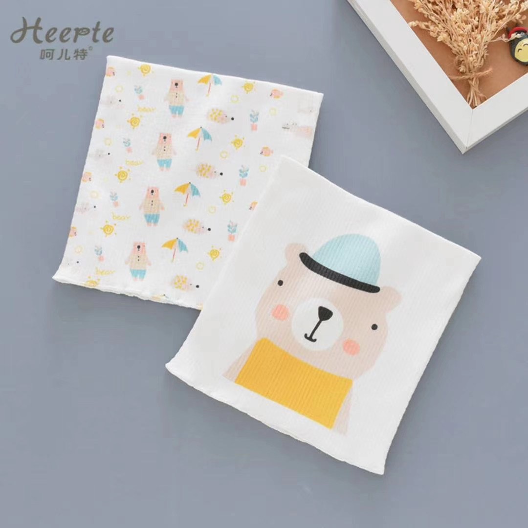 Double Printed Animal Small Fresh Belly With Rabbit, Bear, Lion, Snail As Elements Full Print And Independent Pattern Combination
Pure Color Of The Background Cloth Used Number Item Picture