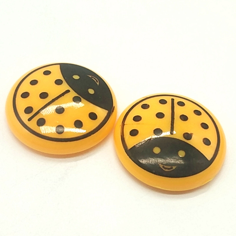 J-4008 Seven-spotted Ladybug Magnetic Nail, Whiteboard Magnetic Particle, Teaching Magnet, Magnetic Nail, Cartoon Magnetic nail Application Scenario