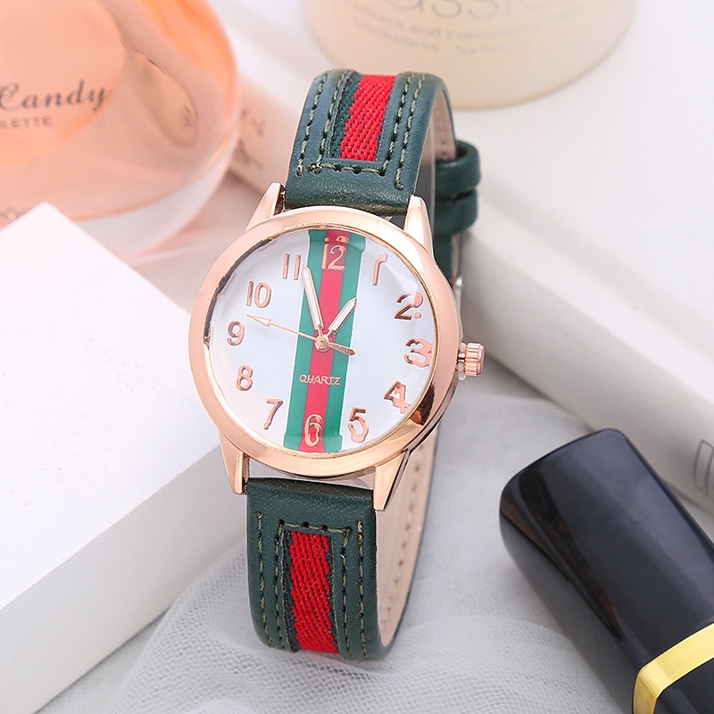 The exquisite leather strap fashion watch is versatile for ladies undefined