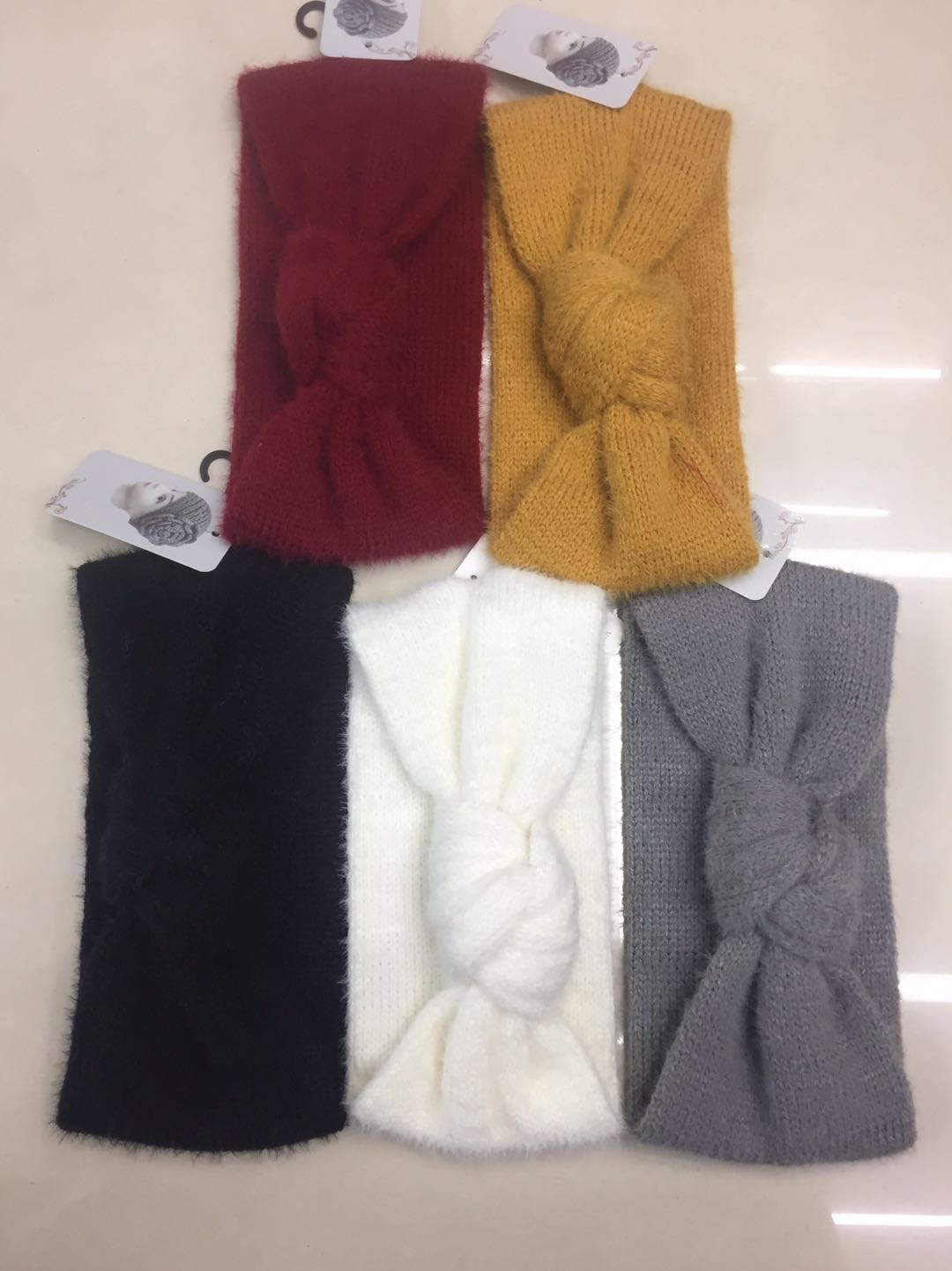 Headband With Knot details Picture