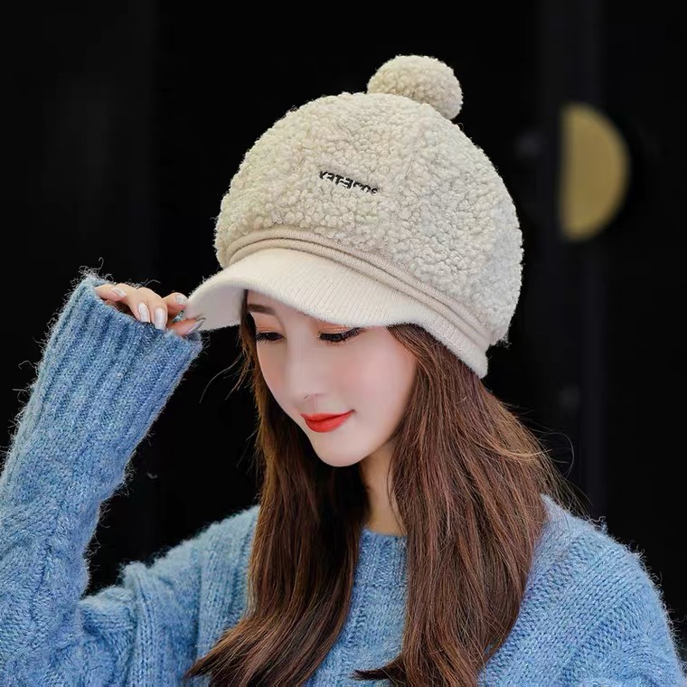 Women's autumn and winter sheepskin plush octagonal hat, warm and thick beret, Korean style versatile, duck tongue knitted hat trend Item Picture