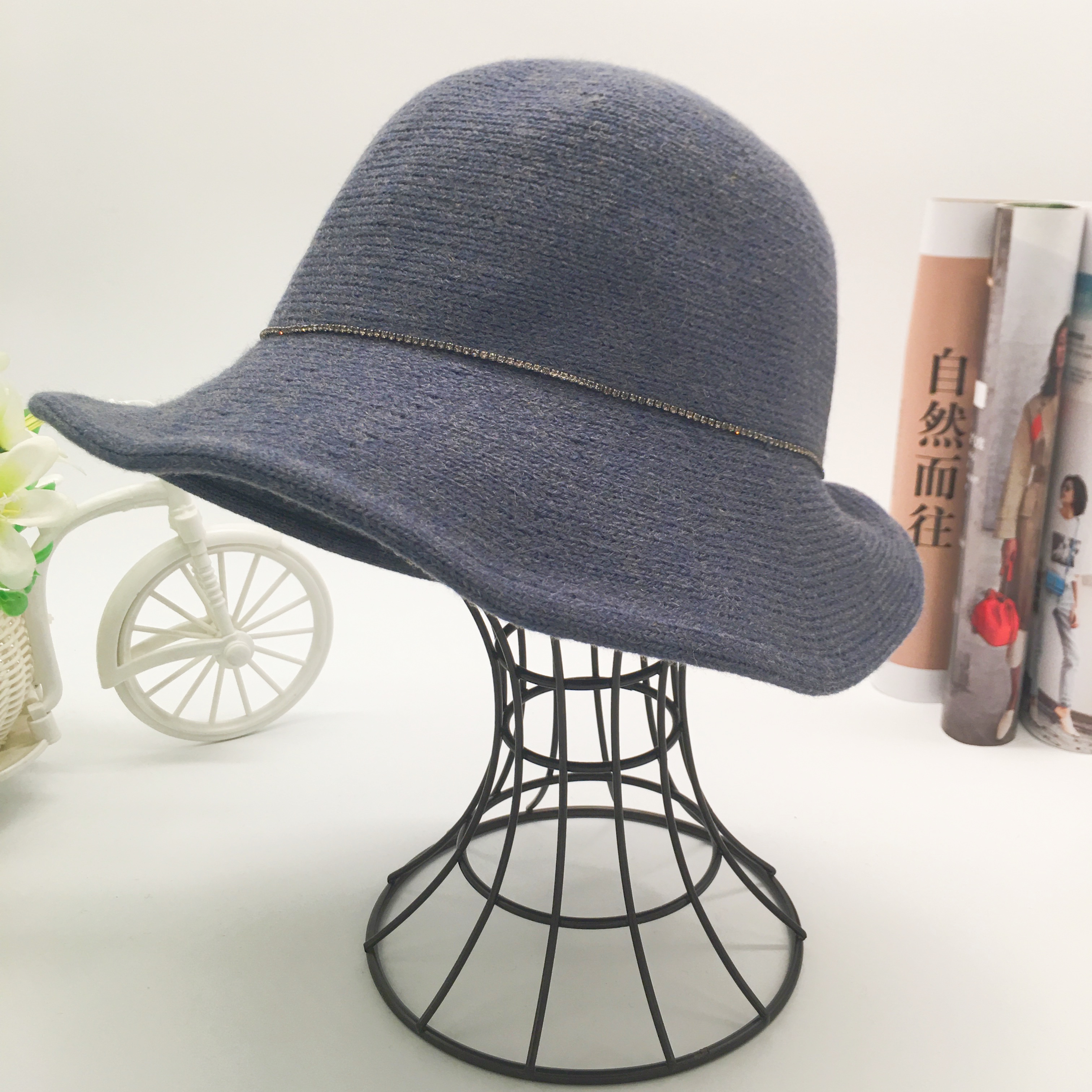 Woolen hats, children's autumn and winter Korean style fisherman hats, women's top hats, women's hats, versatile Japanese knitted hats, women's diamond chain decorations undefined