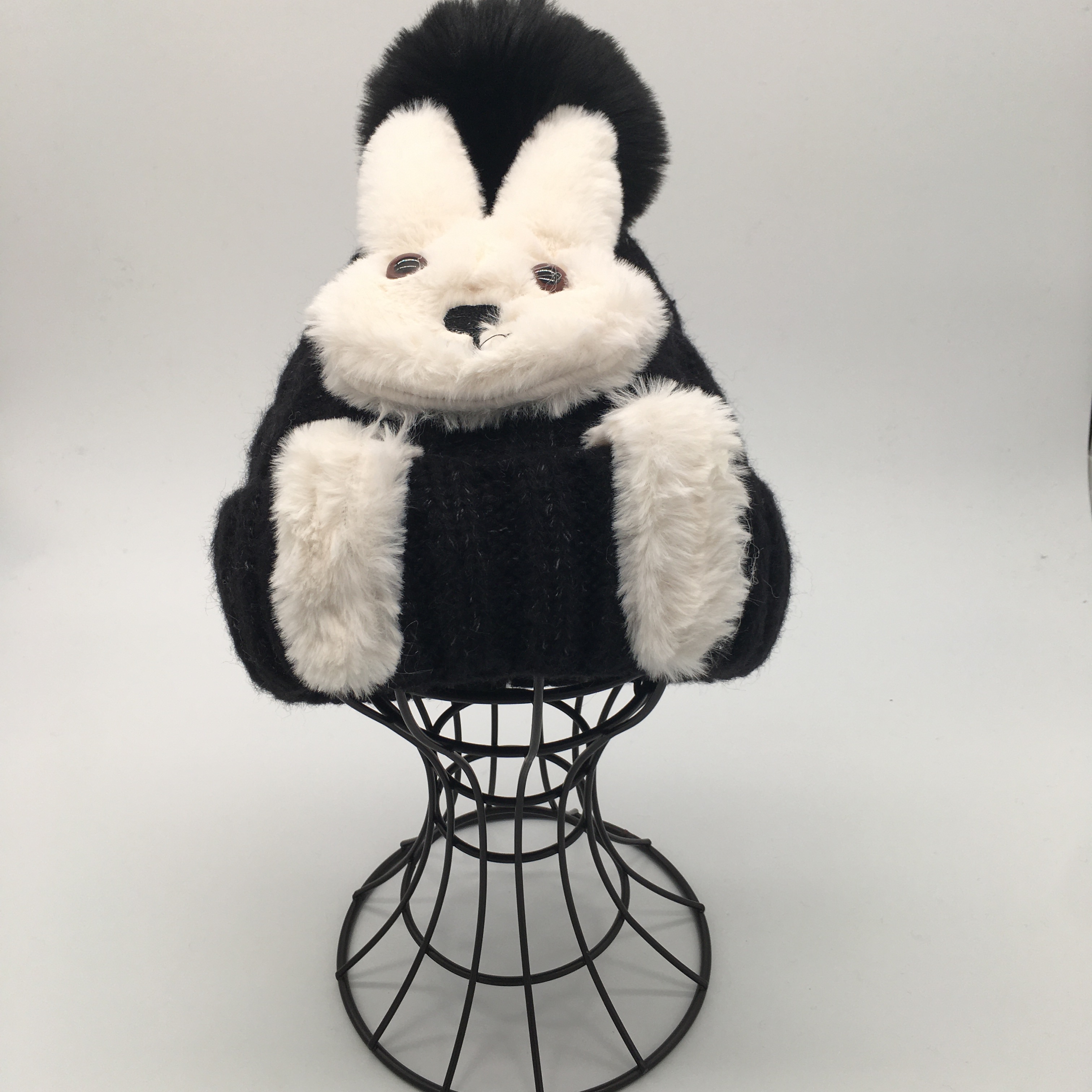 2020 Cute and adorable rabbit watermelon hat, sweet and girlish knitted hat, women's knitted woolen hat details Picture