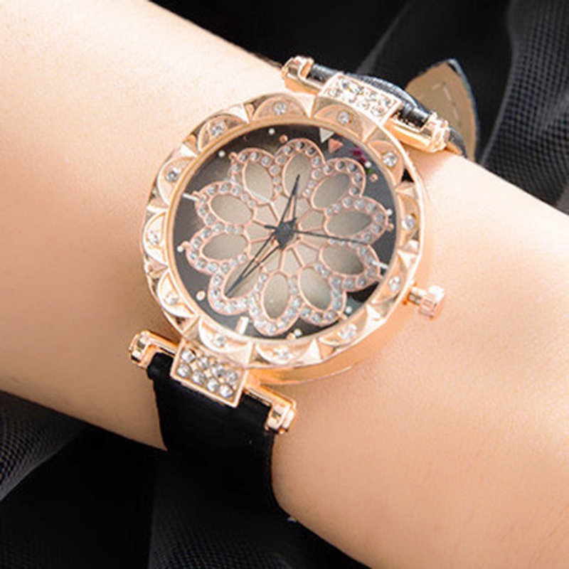 Adult watches with eye-catching fashionable leather straps pic 4