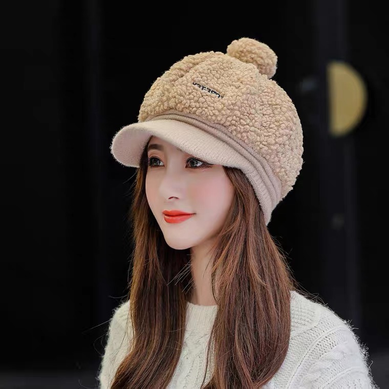 Women's autumn and winter sheepskin plush octagonal hat, warm and thick beret, Korean style versatile, duck tongue knitted hat trend detail image 3