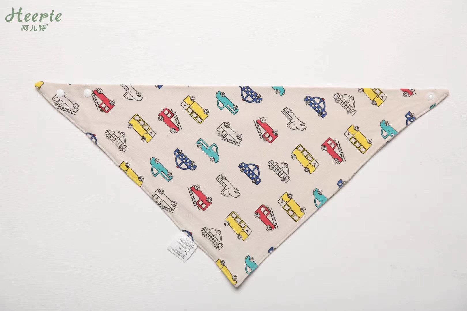 [Heer Special New Product: Korean Version Of Little Lion Triangle Towel] Pure Cotton Skin-Friendly Fabric Soft And Comfortable
Fresh And Soft Background Color With Cute And Cute Print
Exquisite Workmanship
Elegant Little Lion Stickers Application Scenario
