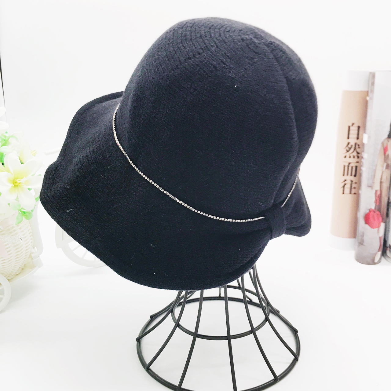 Woolen hats, children's autumn and winter Korean style fisherman hats, women's top hats, women's hats, versatile Japanese knitted hats, women's diamond chain decorations