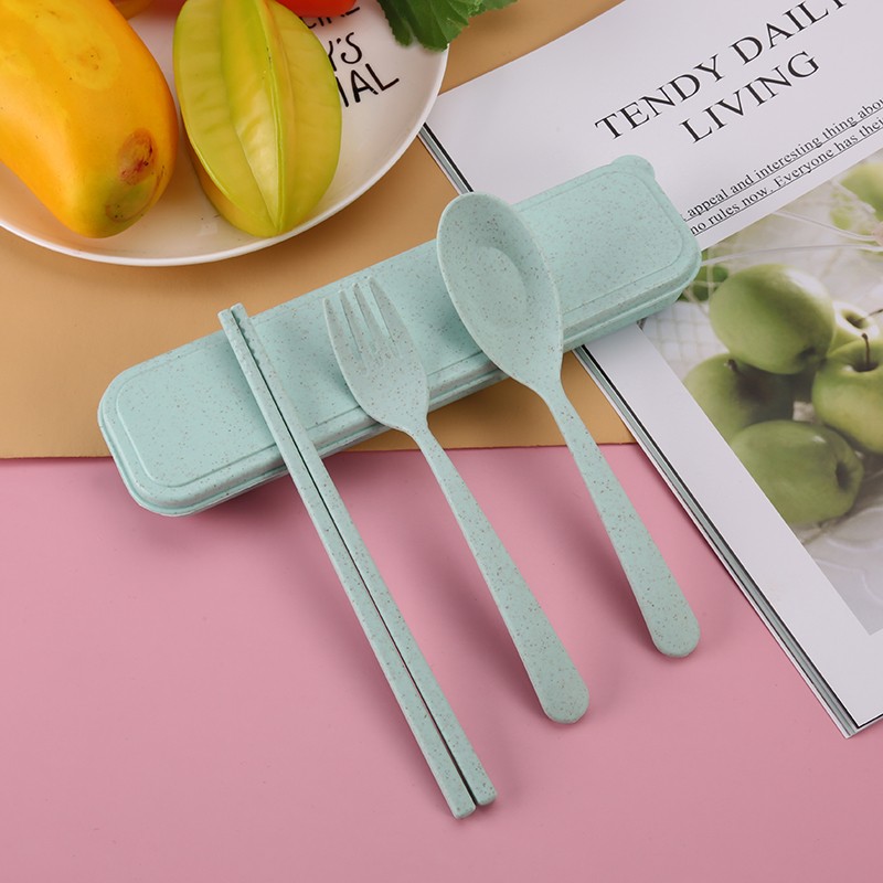 Wheat Straw Portable Cutlery Box Knife And Fork Set Plastic Knife And Fork Spoon Student Travel Three-Piece Wheat Cutlery Set Application Scenario