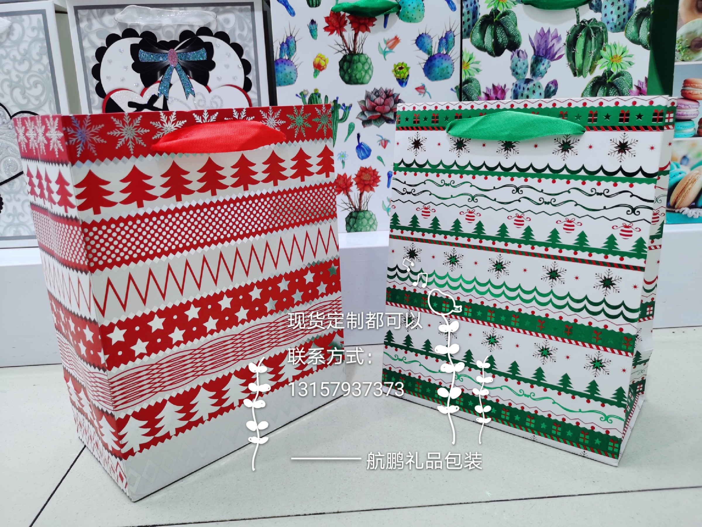圣诞包装用品 糖果袋老人雪人鹿礼品袋圣诞儿童白卡精美纸袋详情2