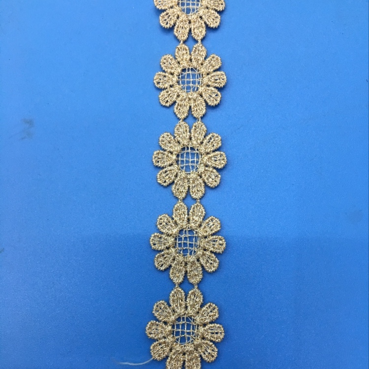 晶彩花边、水溶金丝线花朵花边太阳花条码花边。