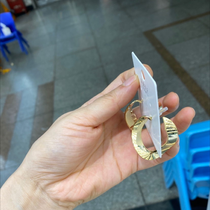 Docking ear ring thumbnail