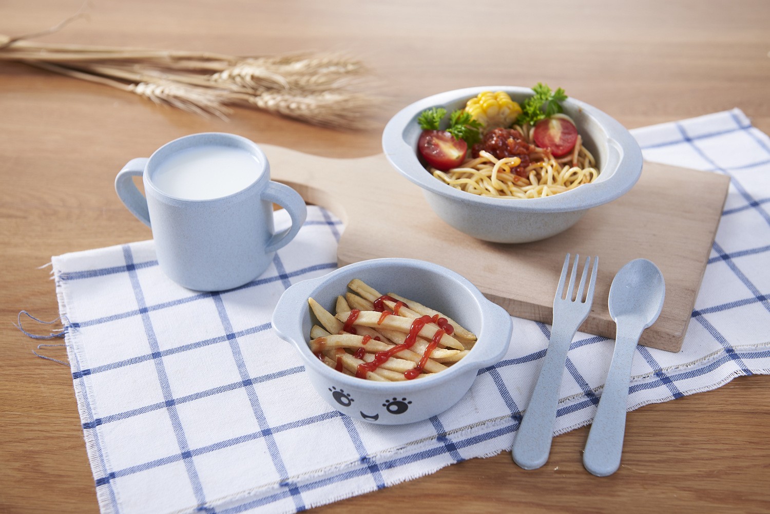 小麦秸秆儿童碗餐具套装卡通造型叉勺水果盘碗详情图4