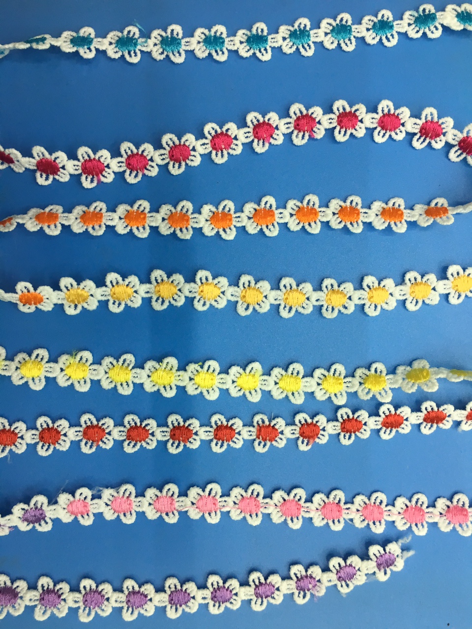 晶彩花边、水溶多色彩色花边，花朵牛奶丝花边