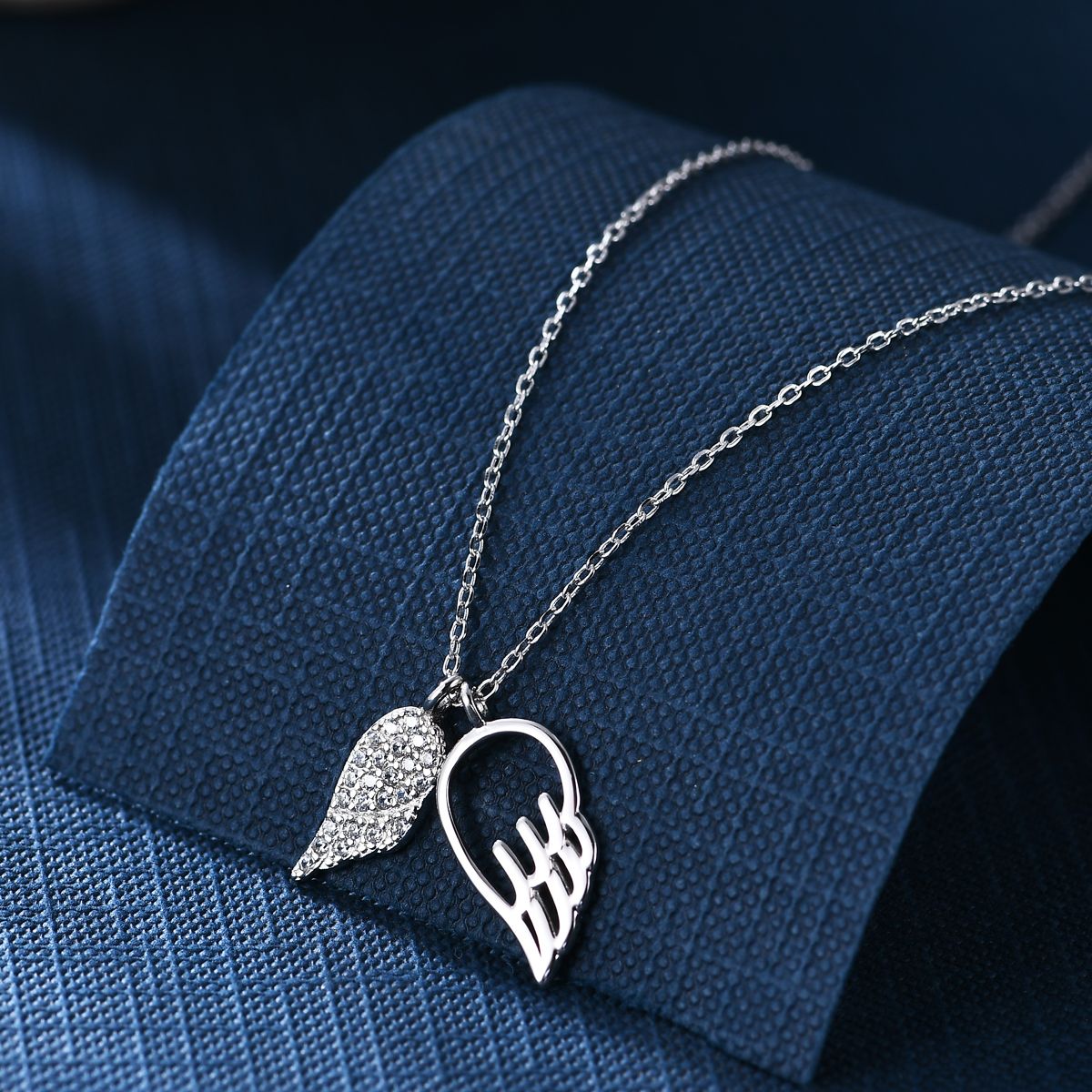 Anton Head Wolf S925 sterling Silver Angel Wings Women's Necklace, free shipping for orders starting from one piece