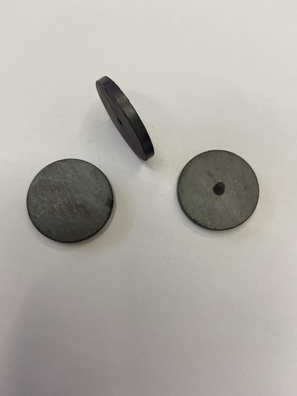 🌈黑磁铁氧体圆片直径25mm厚度3mm（本店专业生产各种规格磁铁欢迎咨询）