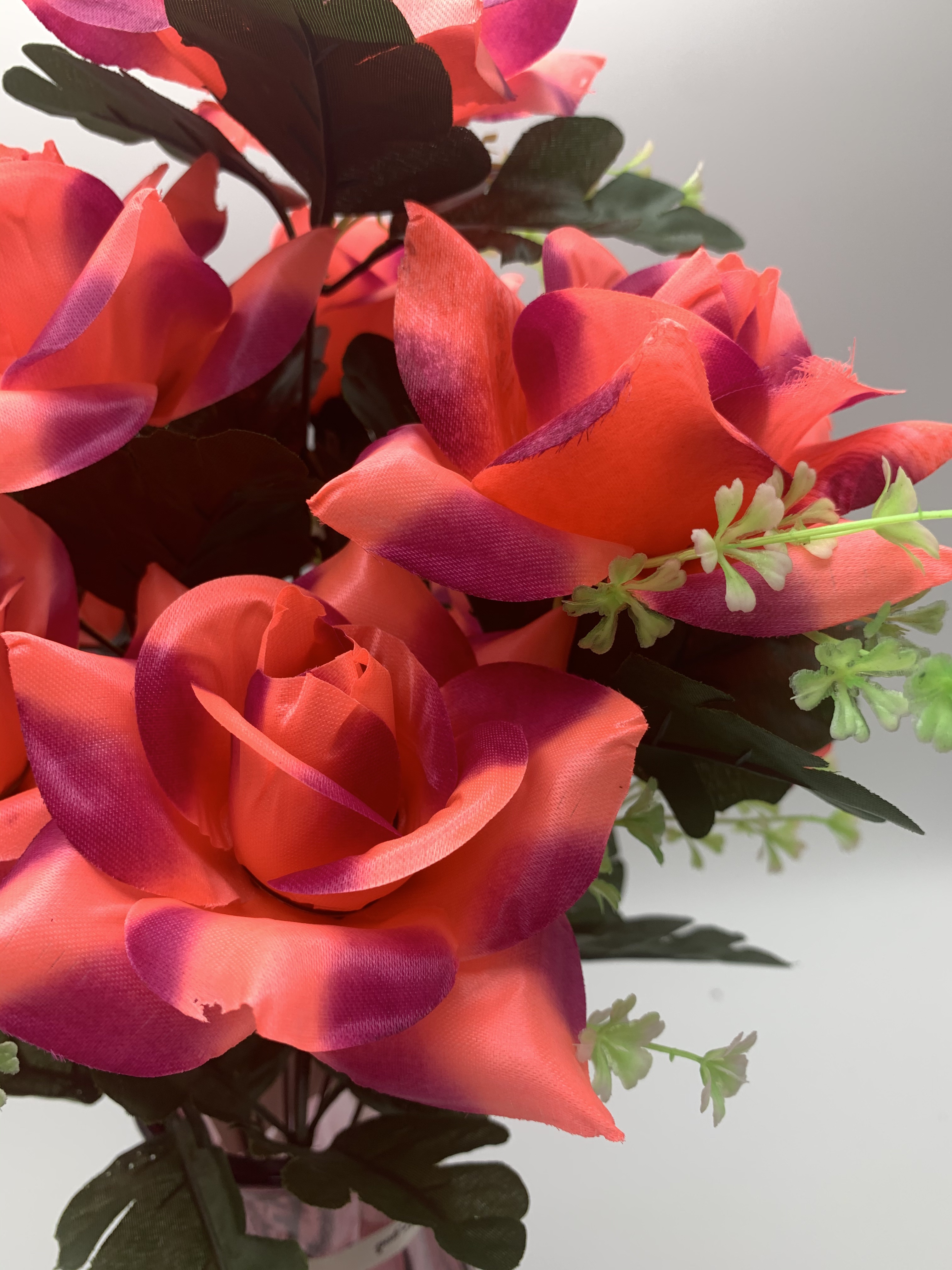 Nine curly roses details Picture