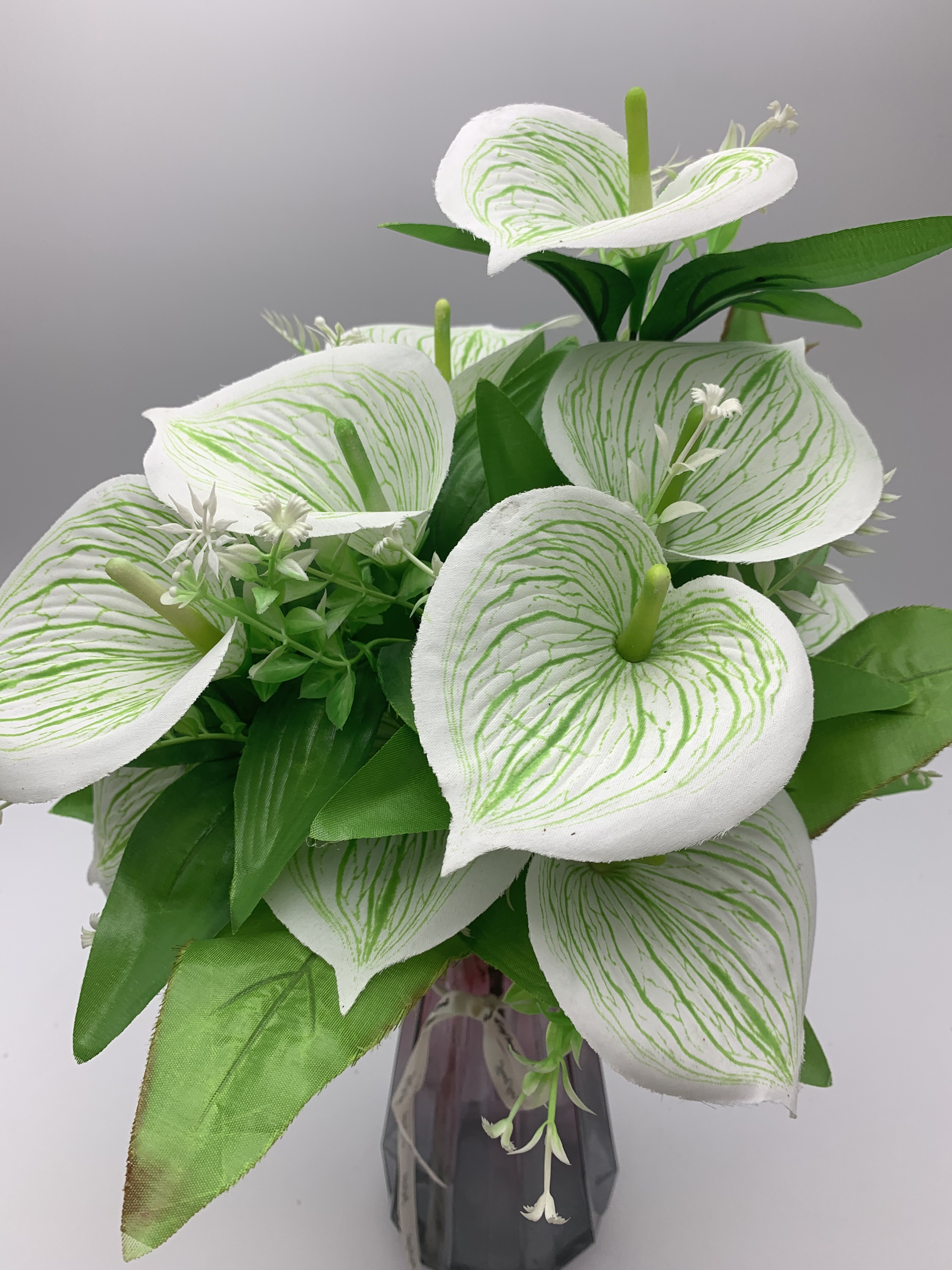12 silk-screened round calla lilies Specification image