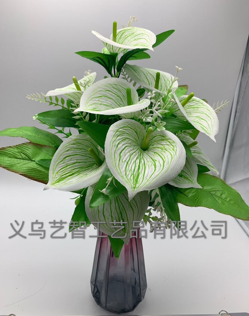 12 silk-screened round calla lilies