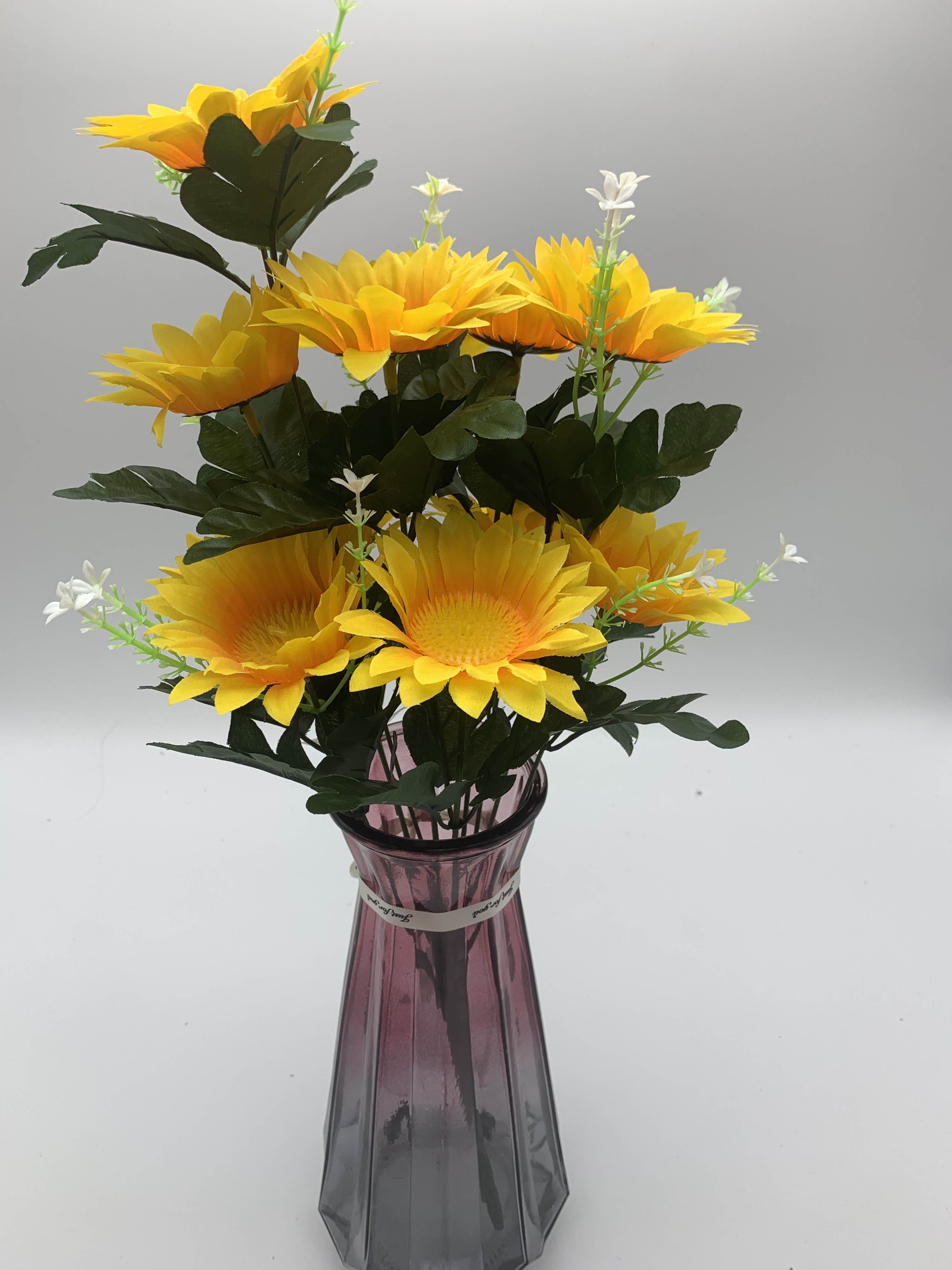 Twelve sunflowers Application Scenario