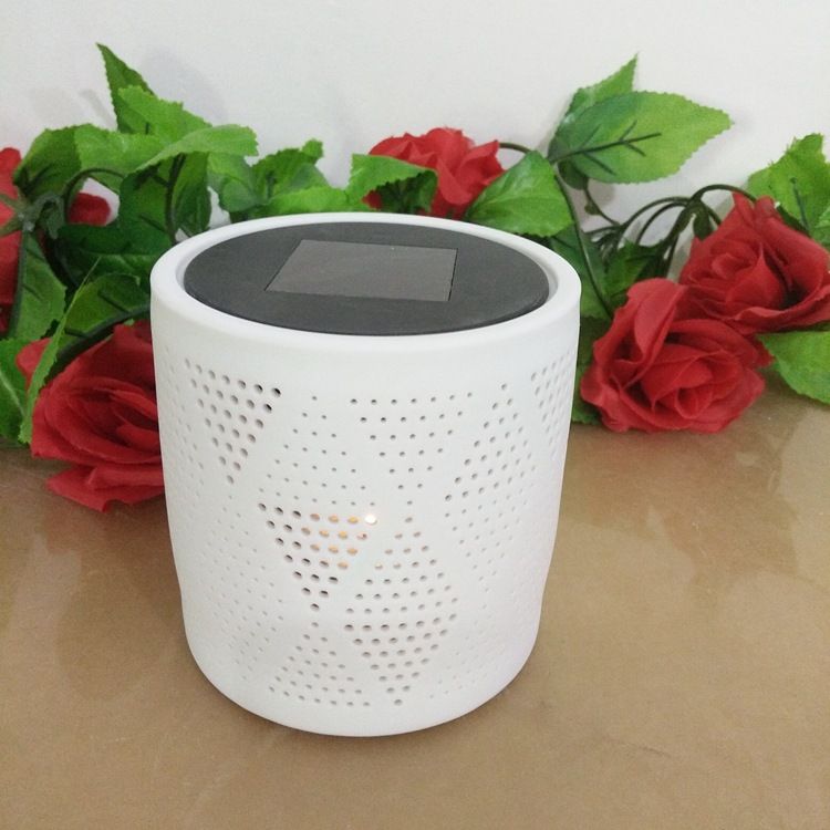 圆形太阳能陶瓷罐蜡烛杯陶瓷工艺品白瓷茶蜡烛台透光瓷器产品图