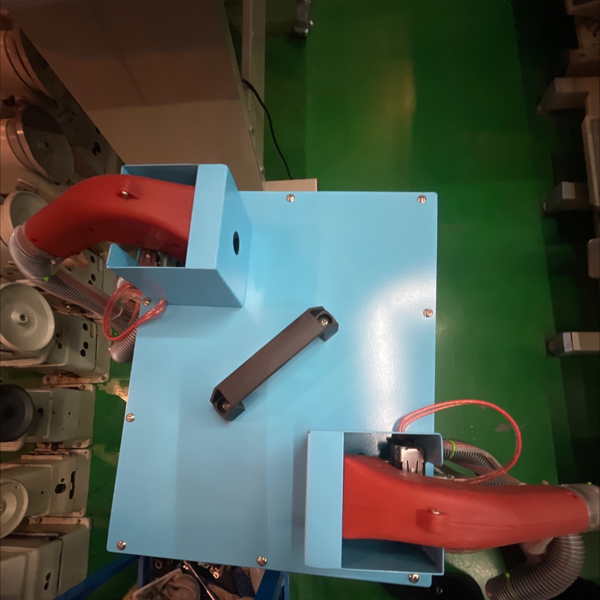 Wire cutting machine (Double-head double-motor) details Picture