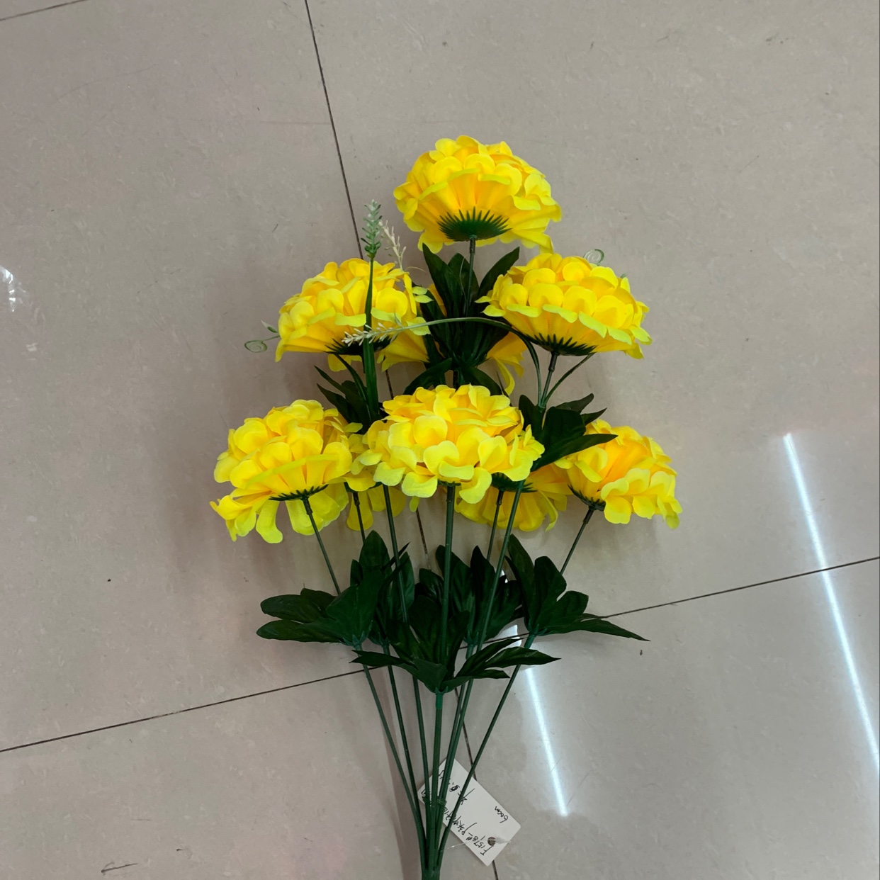 1578#9 head middle ear 16 ear chrysanthemum yellow
