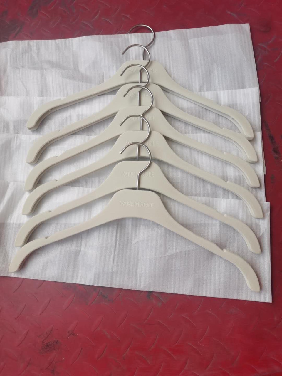 品牌植绒衣架太力植绒衣架防滑无痕衣架家用挂衣干湿两用衣柜宿舍用学生晒衣架