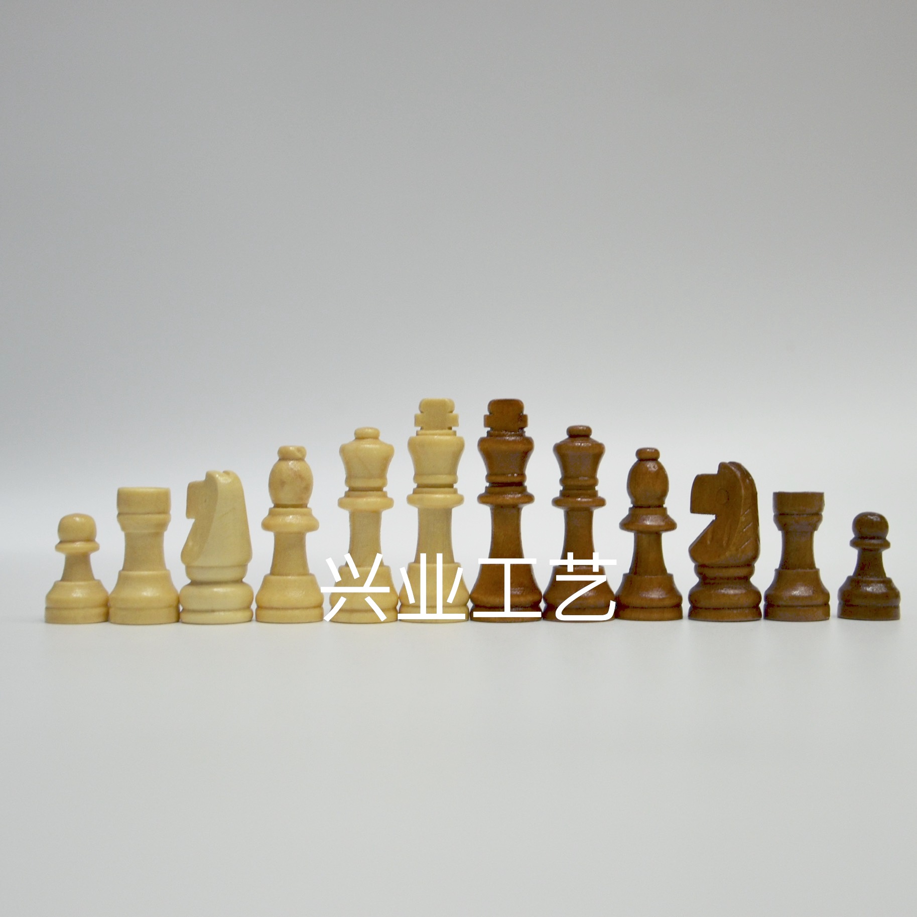 2.2寸 实木国际象棋棋子产品图