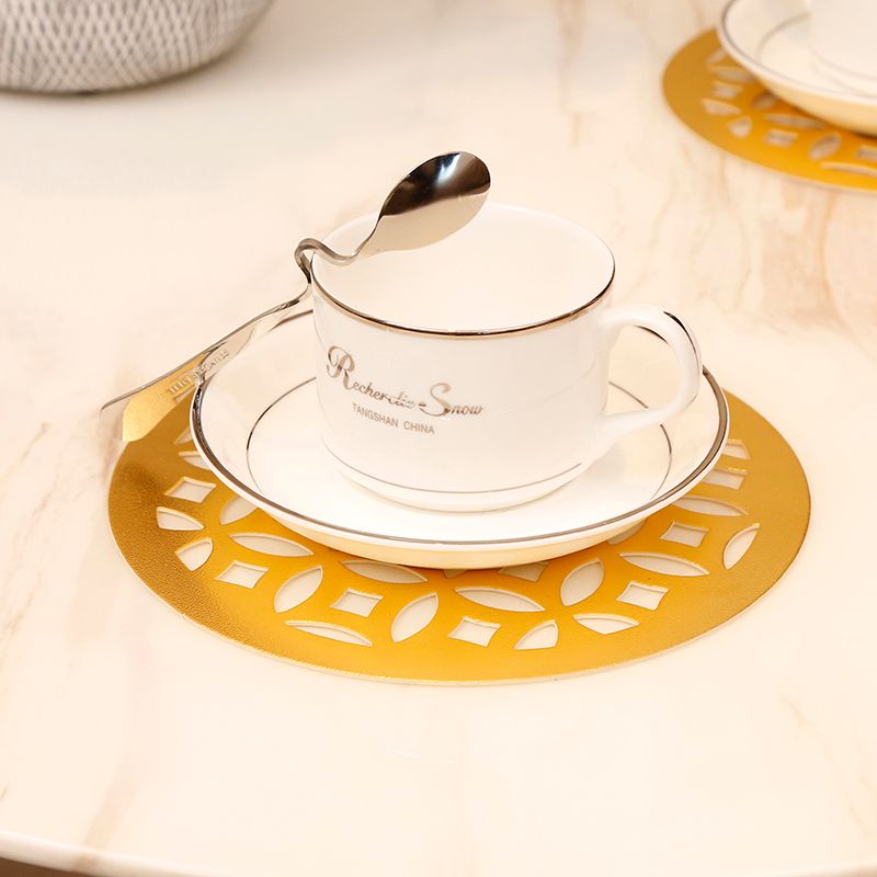 PVC简约桌垫ins风餐桌垫隔热防水防油西餐防滑杯垫