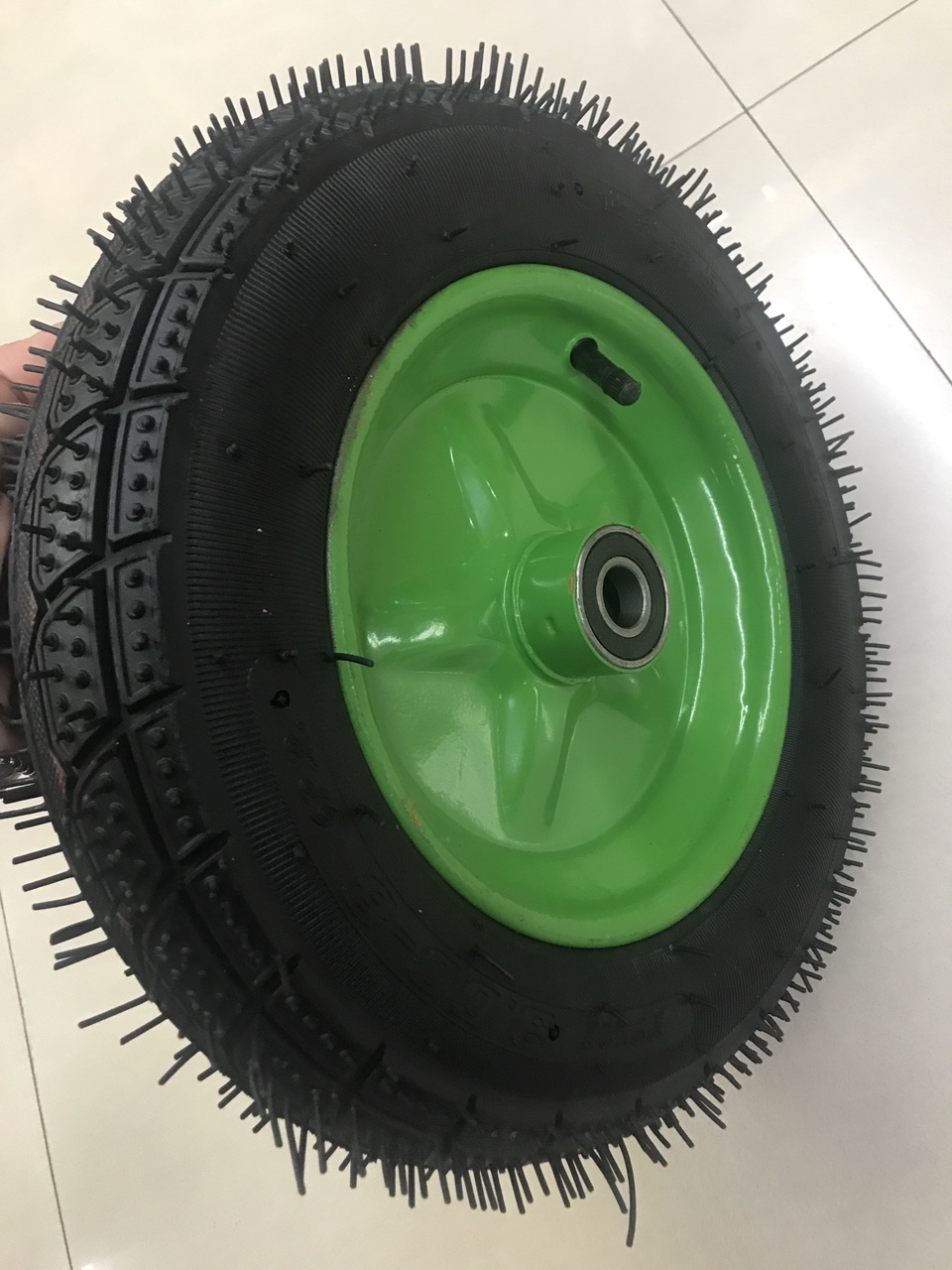 300-8 inflatable wheel factory direct sales of high-quality rubber inflatable wheels for tiger carts and handcart wheels 3