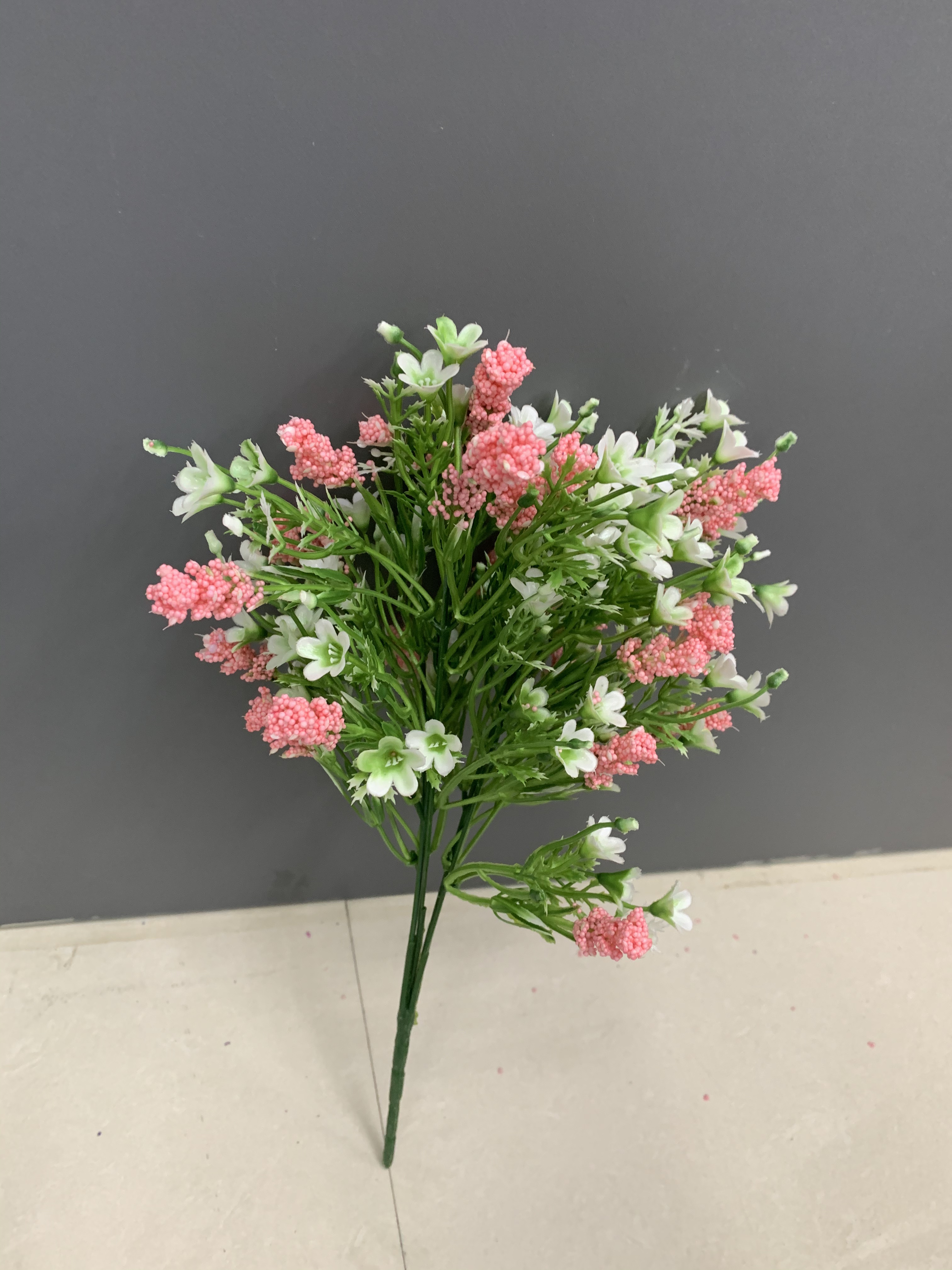 A small bunch of flowers details Picture