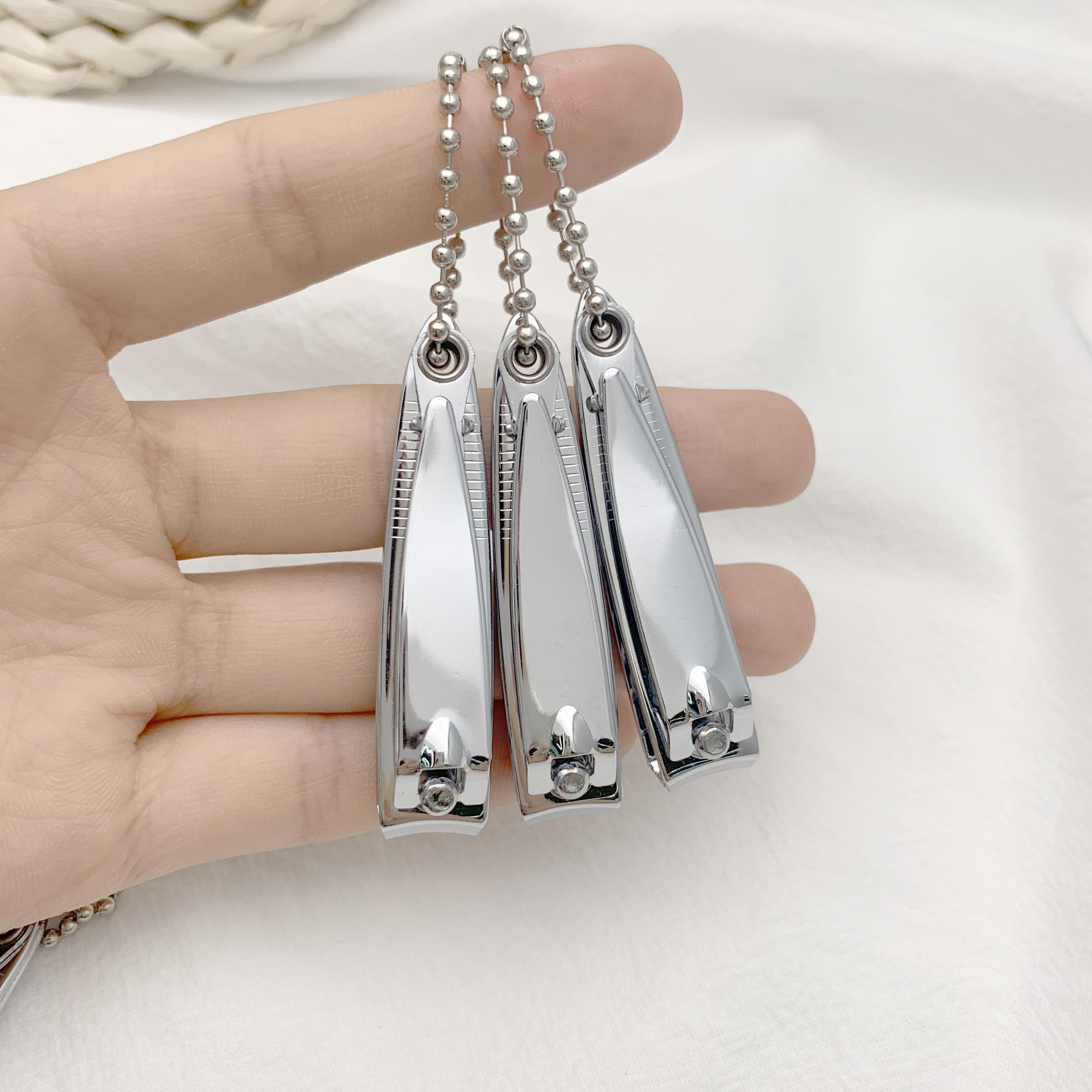 鑫美达小号指甲剪迷你可爱指甲刀修甲钳成人家用剪指甲神器带链子批发602链条锉刀详情图4