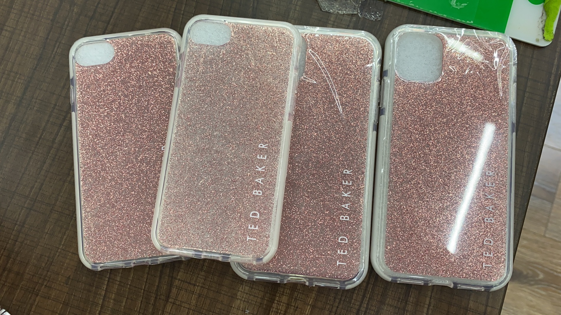 Glitter shell details Picture