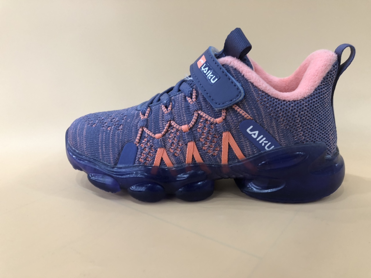 2020百搭潮流儿童鞋