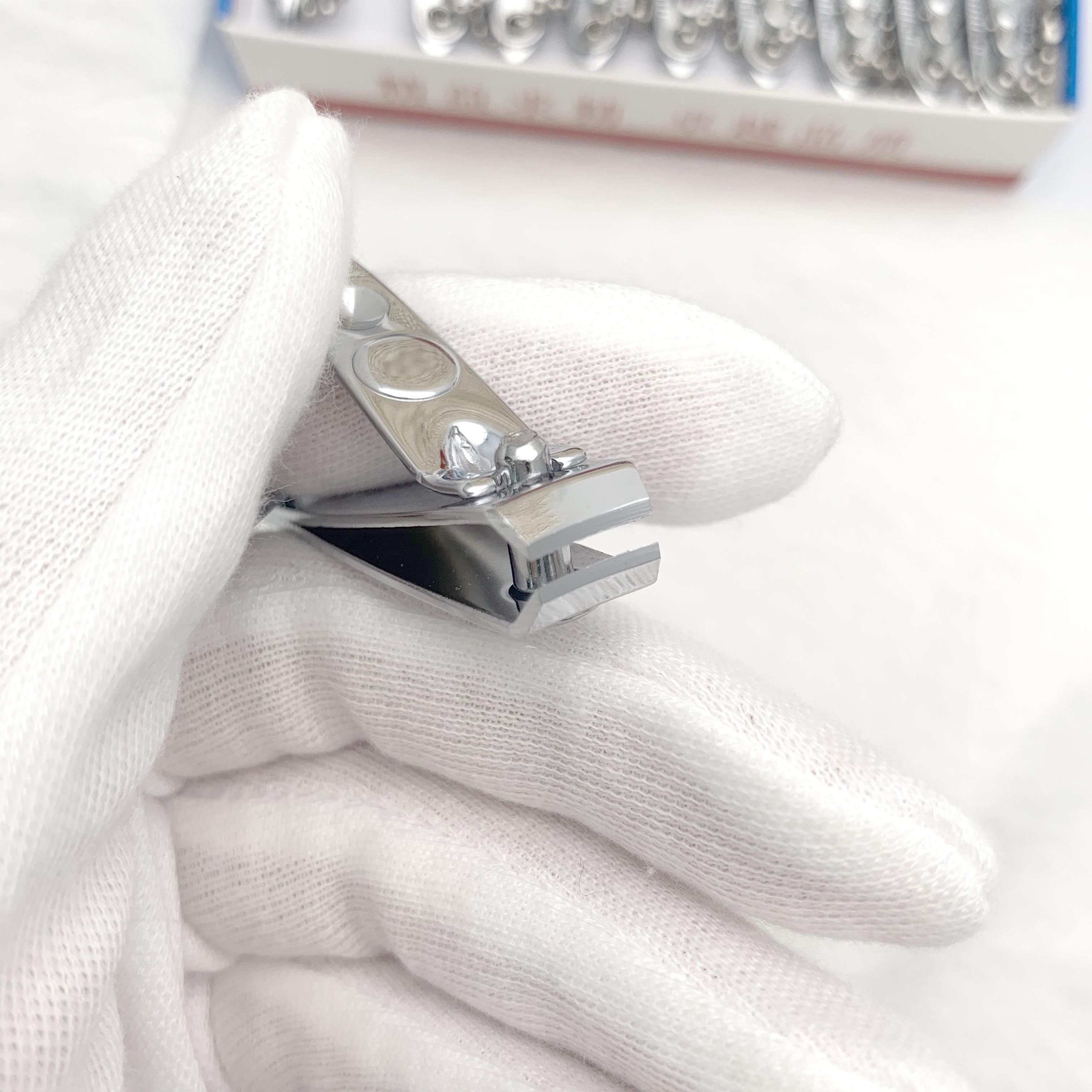 鑫美达小号指甲剪迷你可爱指甲刀修甲钳成人家用剪指甲神器带链子批发602链条锉刀详情图1