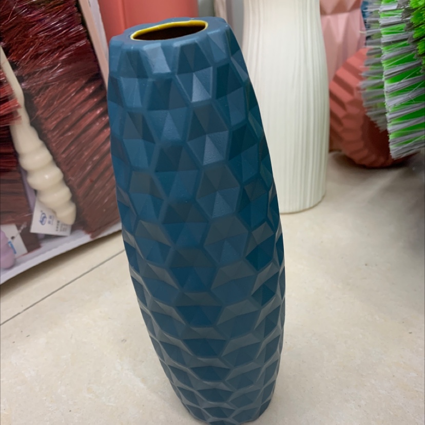 The vase thumbnail