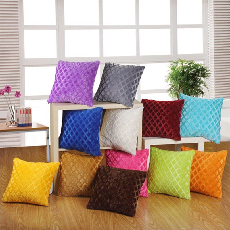 Embossed diamond-patterned plush pillowcase, cross-border best-selling short plush cushion and backrest cover
