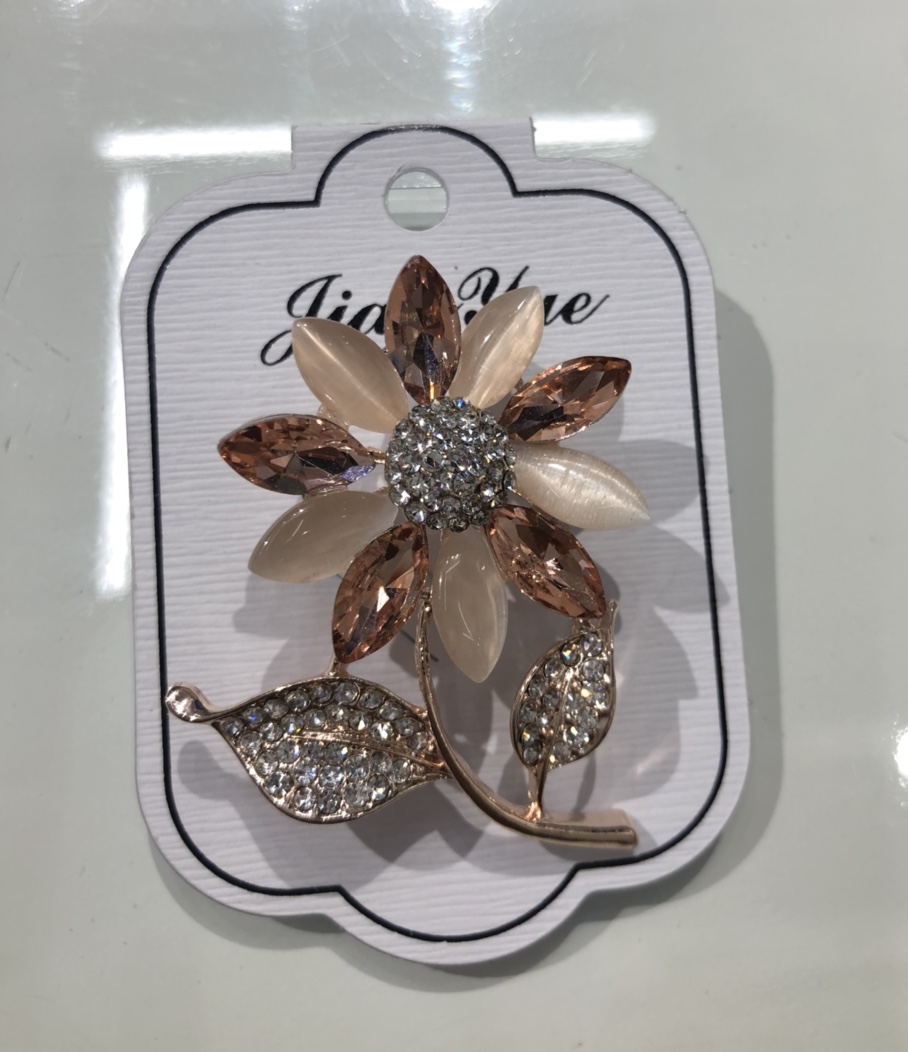 Korean version of the new fashion diamond brooch 014 thumbnail