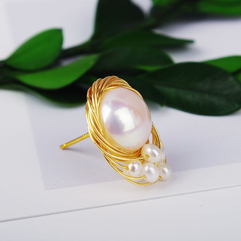 In 2020, The 14K Gold Injection Hand-Wound Natural Freshwater Pearl S925 Silver Needle details Picture