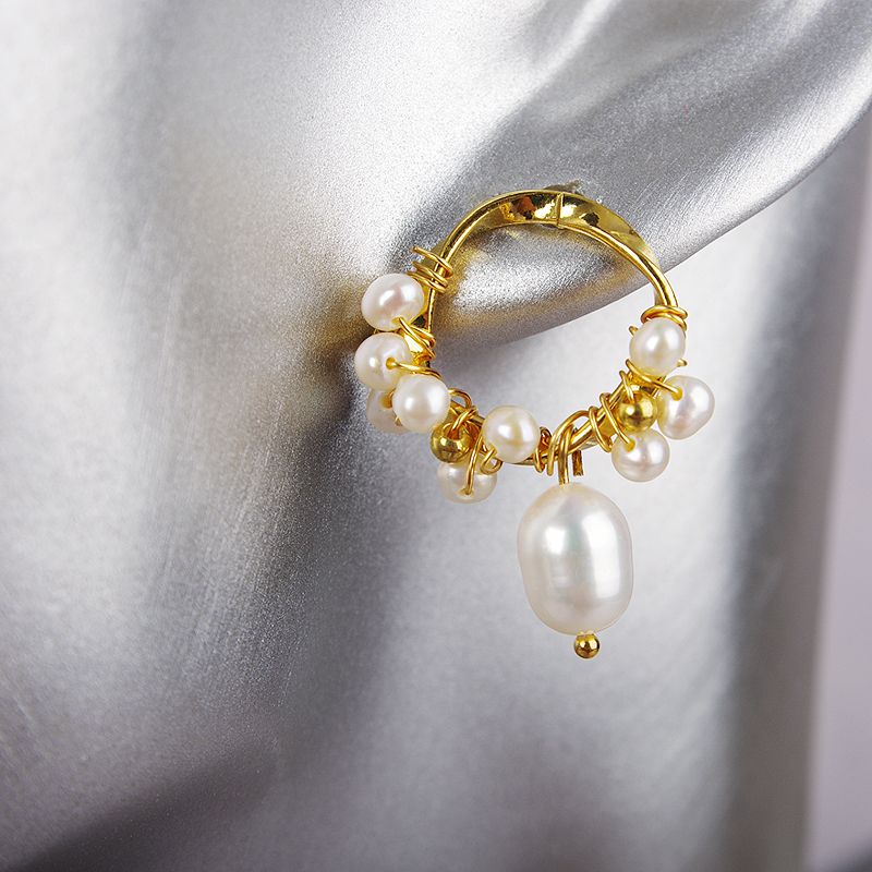 In 2020, 14K Gold Hand-Wound Natural Freshwater Pearl S925 Silver Stud Earrings Application Scenario