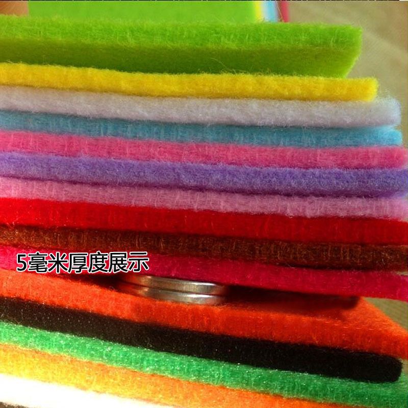 The factory wholesals 1MM, 2MM, 3MM, 4MM and 5MM felt, non-woven fabric and chemical fiber felt in a full range of colors details Picture