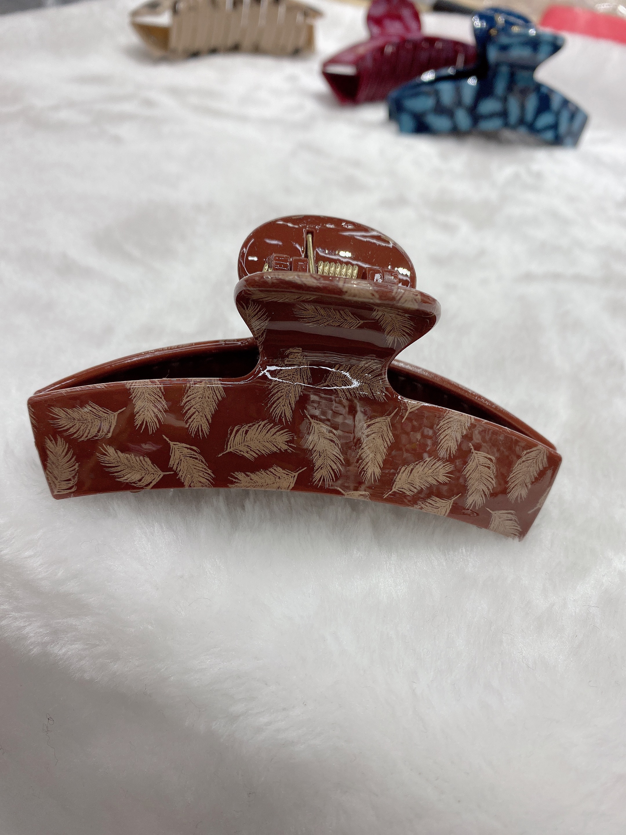 Explosive Internet Red With The Same Hair Clip Bb Clip Hair Accessories Pan Hair Acrylic Large Clip Application Scenario